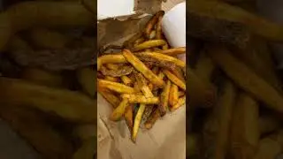 😋😋 Five guys Cajun Fries 🍟 #shorts #fries #fiveguys