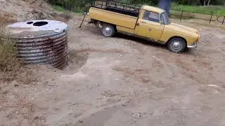 Peugeot 404 Diesel pick up.