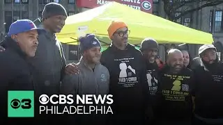 Former Eagles safety Rodney McLeod continues Thanksgiving tradition in Philadelphia