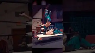 🚪 Джеки Ли пробивает Инферно через дверь! #prowrestling #sportsentertainment #boomprowrestling