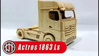Wood truck Mercedes Benz Actros