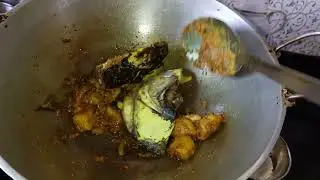 Murighonto recipe. কাতলা মাছের মাথা দিয়ে মুড়িঘন্ট রেসিপি। #murighonto #desilicious #katlamach#food