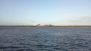El rio Magdalena y el malecon del rio 