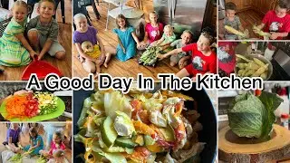 Fun Day In the Kitchen | Making Cabbage Stir Fry For the 1st | Kids pealing ears of corn 🌽