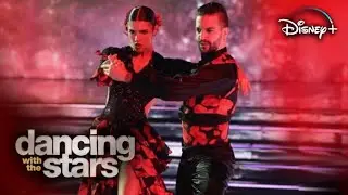 Charli D'Amelio and Mark's Paso doble (Week 09) - Dancing with the Stars Season 31!