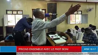 PRIONS AVEC LE PASTEUR BONI / SOLEIL COUCHANT DURBA