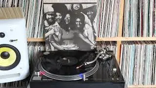 Rufus featuring Chaka Khan - Rufusized (1974) - B4 - Please Pardon Me (You Remind Me Of A Friend)