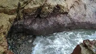 roaring wave