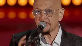 Enrico Ruggeri canta 