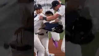 Mariners Walk Off the Tigers in the 15th, Advance to 2025 ALCS!