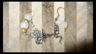 Bijoux handmade: cammei collane con ciondoli, anelli e segnalibri