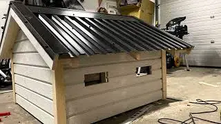 Robotic lawn mower garage for my Greenworks Optimow 15