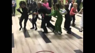 Halloween в English kids & teens