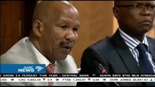 Parliament, Prasa exchange heated words