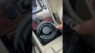 Уникальный дизайн подстаканника - Mercedes