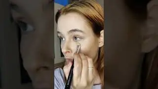 Renata Ri (@riwww) | doing my makeup like people i have been compared to