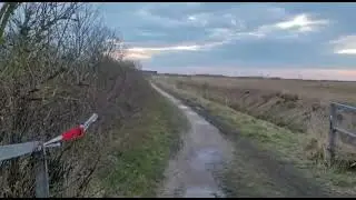 Westerland: Toter in Fahrzeug aufgefunden, Todesursache unklar.