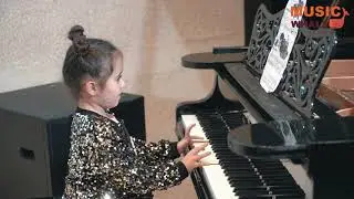 Aline Eloandali's Performance - Music Whale Open Day Concert