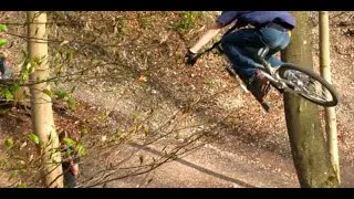 Bombenkrater M&uuml;nchen - Trailporn 2003