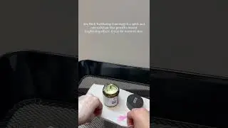 Dermaesthetics Sea Herb Gommage demo: Apply a thin layer on clean skin. Remove when dry.
