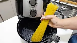 DESSE JEITO VOCÊ NUNCA VIU! MACARRÃO na Air Fryer 😋
