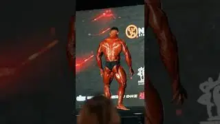 RAMON DINO NO PALCO DO MR.OLYMPIA 2025!