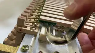 Vertical damper system noise