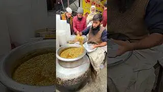 Most UNIQUE Creative MOTA CHAWAL Selling Technique 🤯 | Pakistan Street Food Genius Idea! #foodie