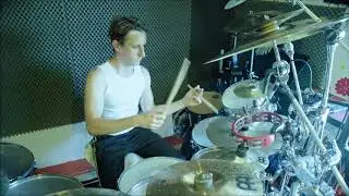 Sonoriser un drumkit avec 16 microphones par Piwee