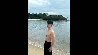 Accompany me to enjoy the sea breeze #fitness
