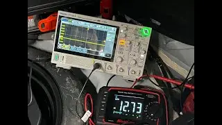 バッテリー取替・リップル波形測定・・・レクサス CT200h（ZWA10）