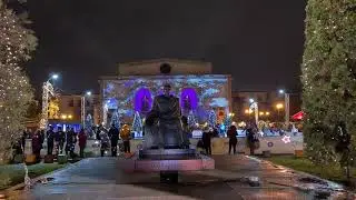 Romania in 30 sec.: Bucharest Opera Christmas Market, December 2021