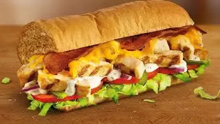 Food review on subway chicken bacon, ranch sub ￼ 