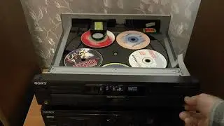 Sony CDP-CE525 - демонстрация работы и внутреннее устройство .