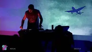 RiDylan at Red Gate (LIVE) Octatrack Monomachine Machine Drum TB303
