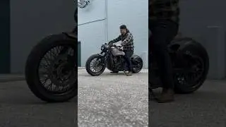 Now this is the sexiest Indian scout bobber #scoutbobber