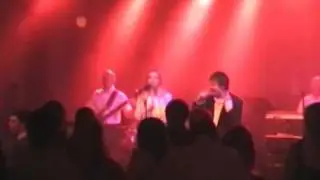 Coverband-Feestband-Three O' Four - Hot Hot Hot