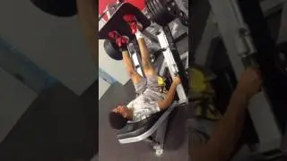 450lbs Leg Press 1RM