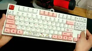 Hello Kitty Xd87 Build With matcha greens- Typing sound