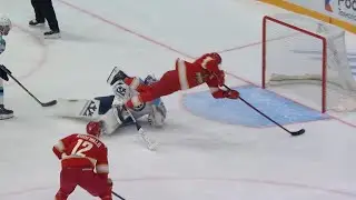 Проход Лесли, гол Родуолда/Rodewald scores after Leslie's rush