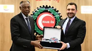Wafdi uu hoggaaminayo Wasiirka Wasaaradda Shaqada XFS oo safar shaqo ku tegay Turkiga
