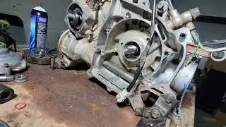 Как разобрать картер двигателя Yamaha Rhino 660.