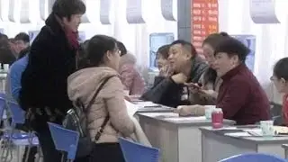 Chinese mothers face more job discrimination