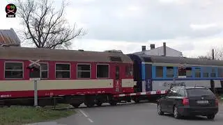 Železniční přejezd Hostinné-Karla Čapka [P4535] - 5.4.2019 / Czech railroad crossing