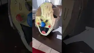 Wearing ice scream rod&rsquo;s mask