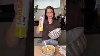 Banana cake made in a blender with chocolate.