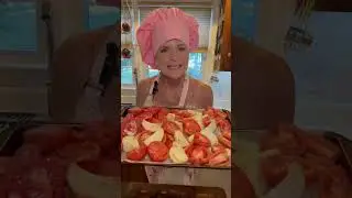 Who's in the Kitchen with Dinah, cooking Savory Tomato Soup, With fresh garden tomatoes?