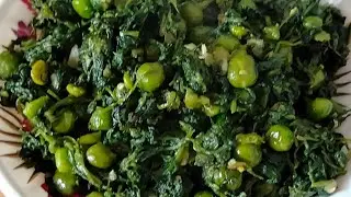 पालक मटर की सब्ज़ी ऐसे बनाएँगे तो पालक न खाने वाले भी उँगलियाँ चाटते रह जाएँगे😋🥬Palak Matar Sabji 