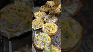 Mr speedy singh ka Ak 47 burger 🍔 #ytshorts #delhifoodie #punjab #ludhiana #bloggers #eeeeeats