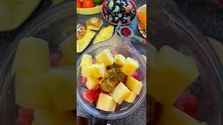 Что я ем за день | 99% фруктов, 1% зелени #сыровеган уже 13 лет! 💁🏼&zwj;♀️🍉